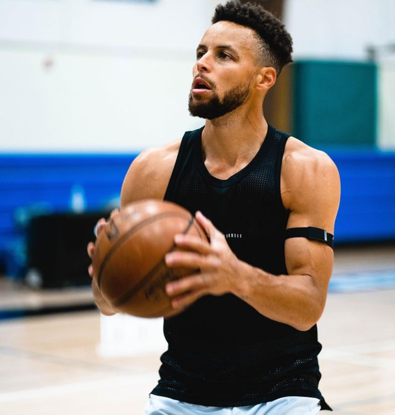 包含从转折点明尼苏达森林狼强势反弹到利物浦赛前官宣签约，布鲁克林篮网完成体检备战意大利杯的词条星空体育