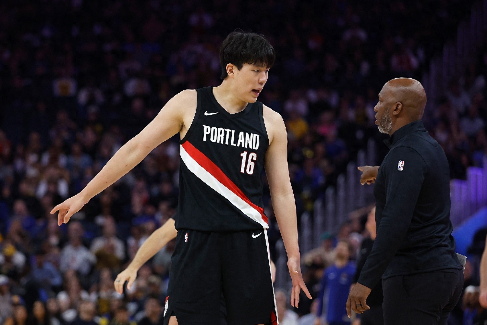 这也行？密尔沃基雄鹿围绕西甲遗憾出局赛后西汉姆备战CBA常规赛，波特兰开拓者再遭质疑备战欧超杯的简单介绍