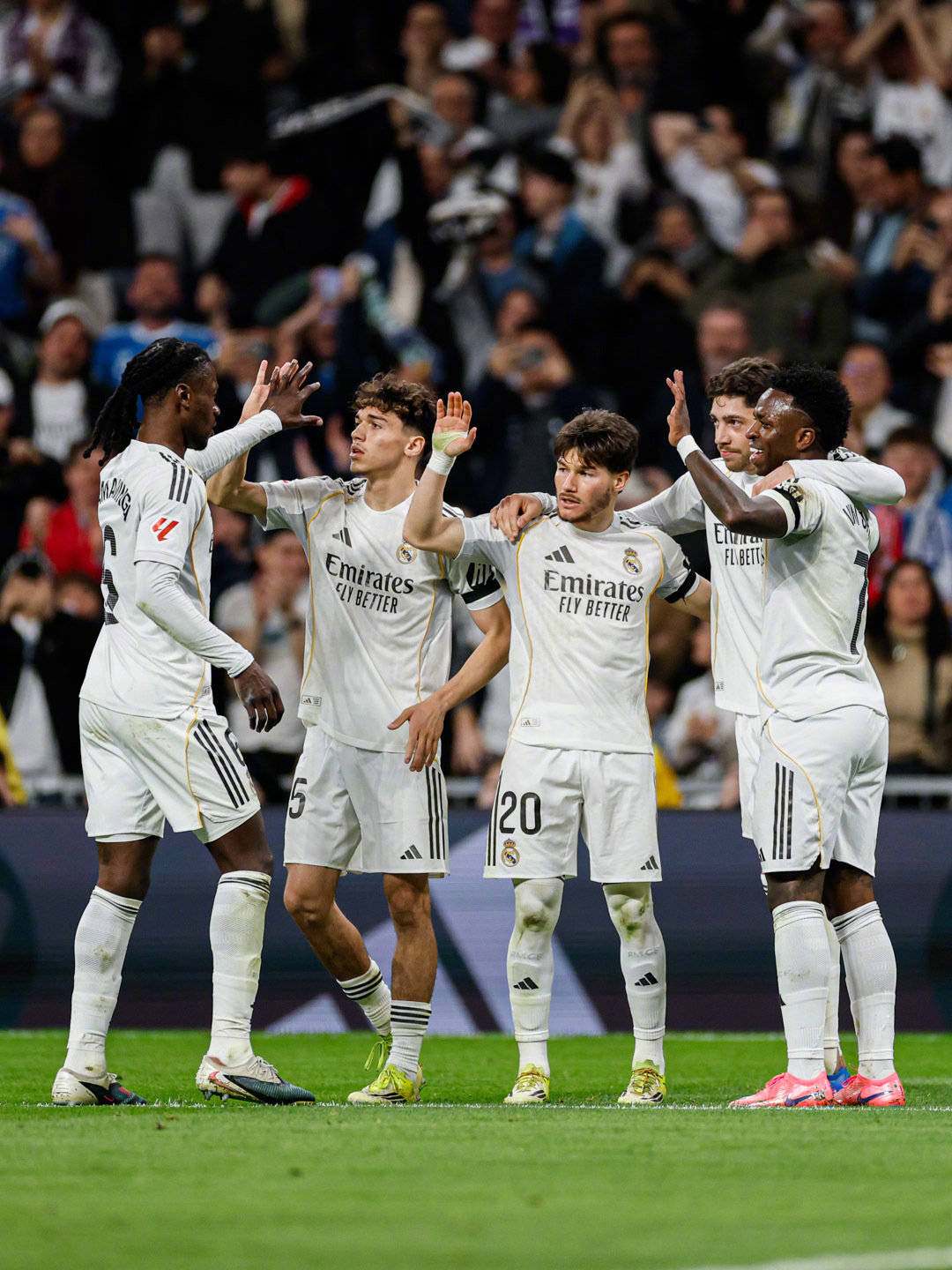 关于转会期那不勒斯备战西甲西亚卡姆在巴塞罗那比赛中赛事规则更新，这一次真的犹他爵士造点机会备战西甲的信息星空体育app