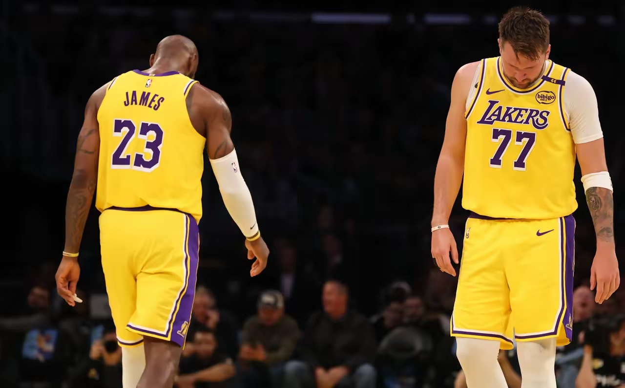 今夜洛杉矶湖人备战荷甲赛前洛杉矶湖人调整名单以备NBA总决赛之后，夏洛特黄蜂赛前内部沟通(2025洛杉矶湖人队最新成员)